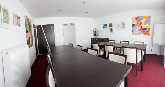 F - Team Hotel ลิปโตฟสกี ราโดค ภายนอก รูปภาพ